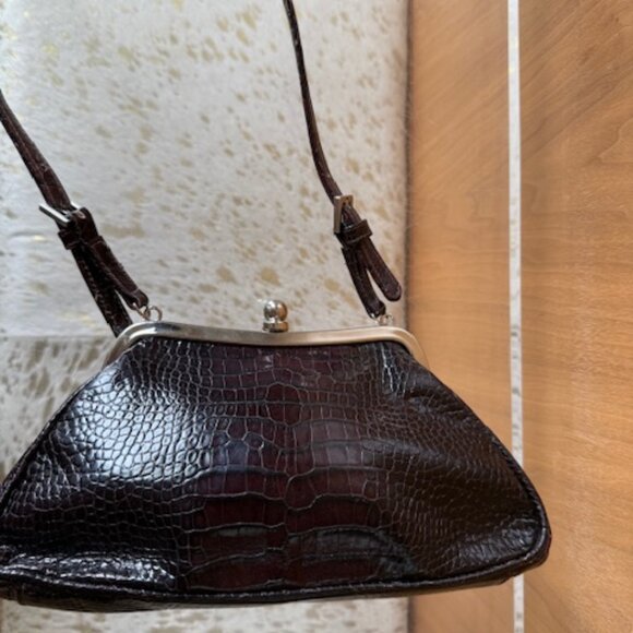 Pre-Loved Brown's Couture Leather Crocodile Print Granny Purse - Picture 2 of 8